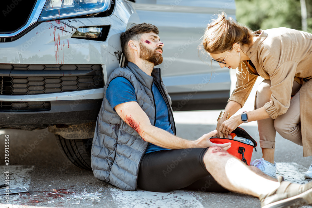 First Aid Help On Road accident