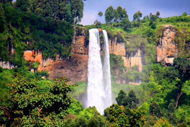 Embark on hiking trip to the incredible Sipi falls on Mt Elgon
