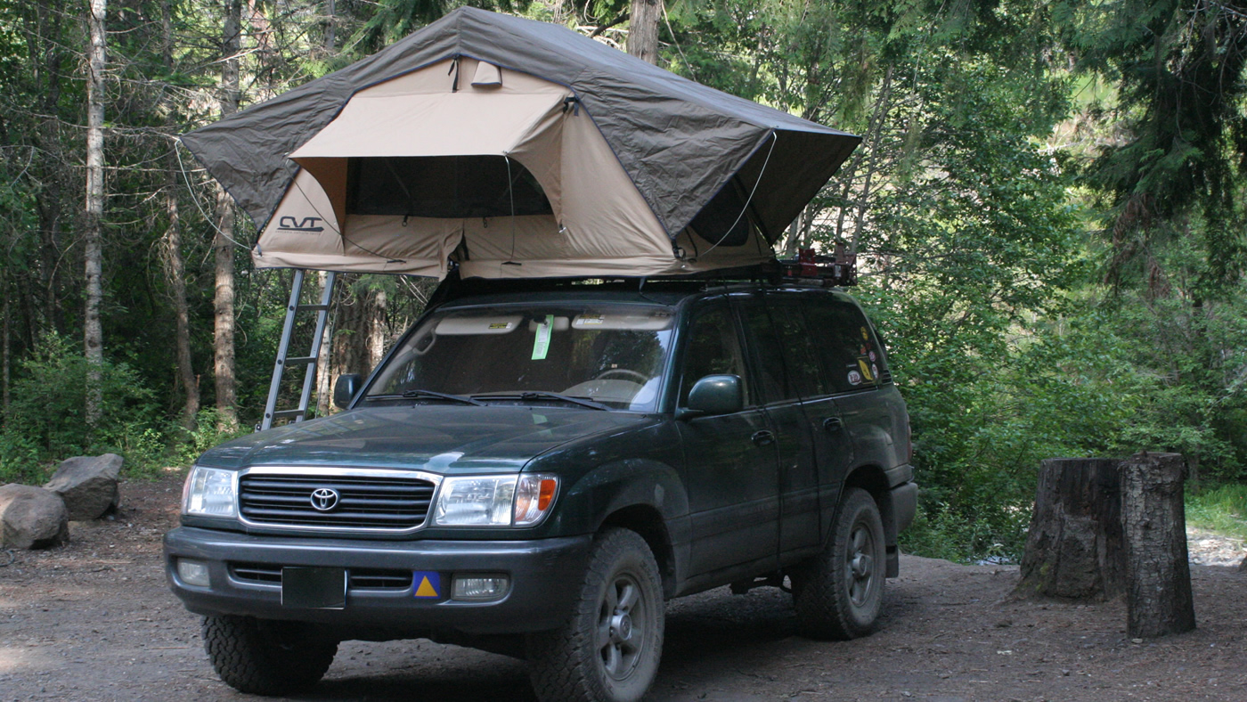 Rooftop tent land cruiser