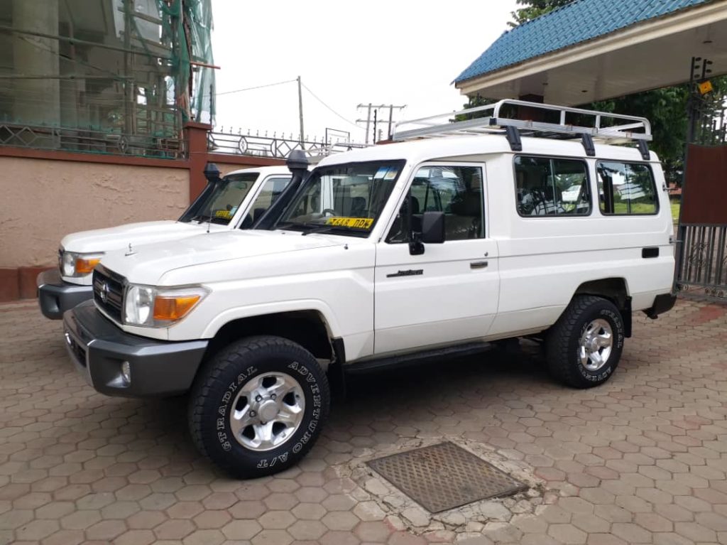 Hardtop land cruiser