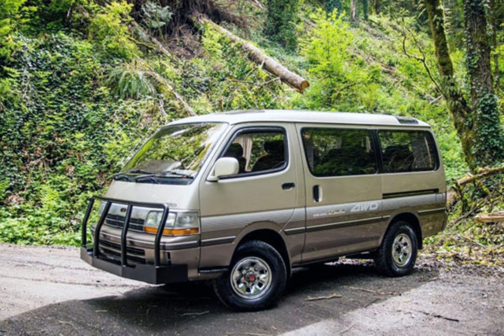 Super custom van for hire in Uganda