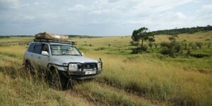 Road trips in Uganda with 4x4 cars and driver