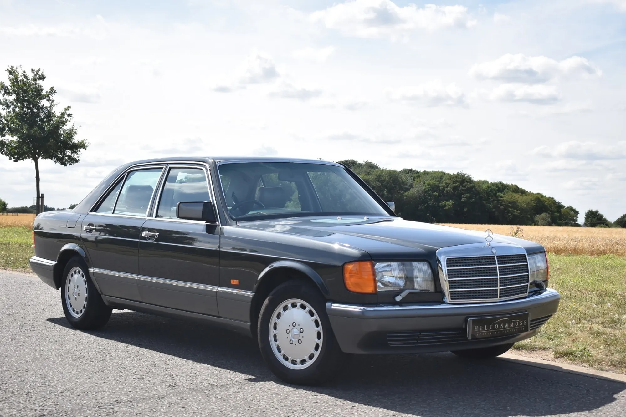 Mercedes Benz s class 1990 vintage