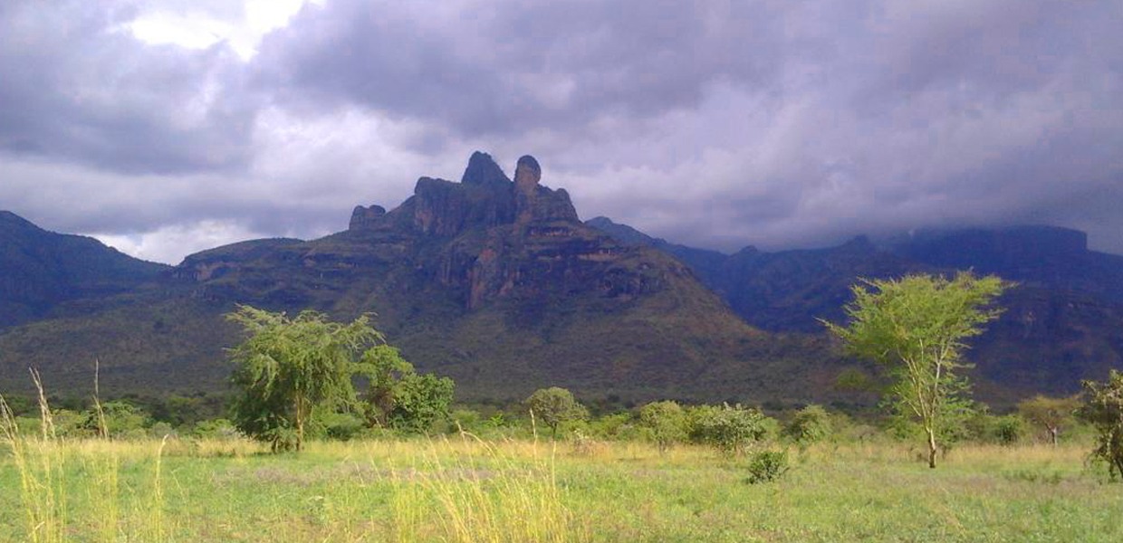 Mount Kadama 