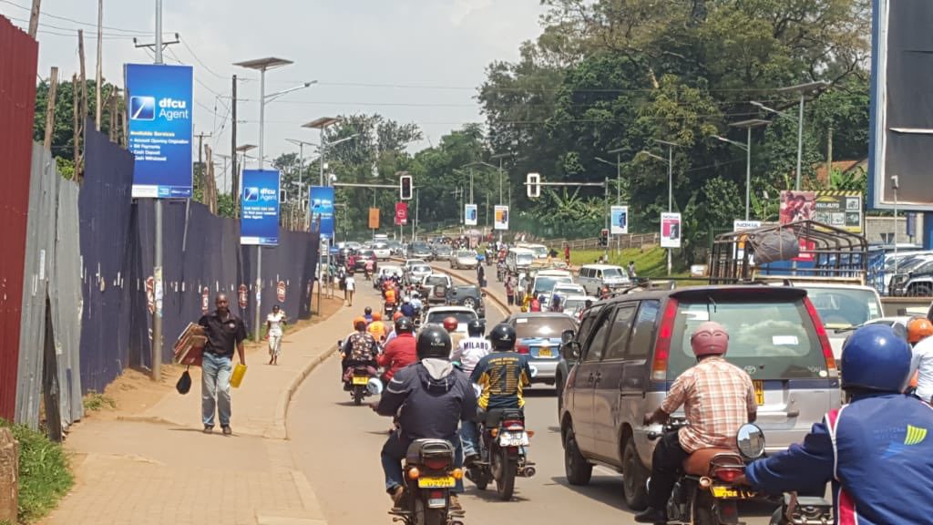 kampala-roads-traffic | Uganda Car Rental Services Traffic on kampala roads