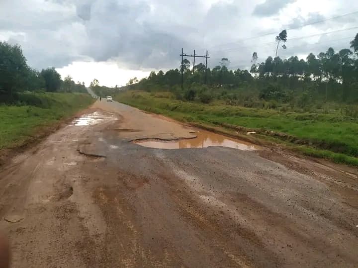 Rukungiri Ntungamo road