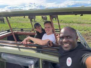 Rent a car in Uganda with driver
