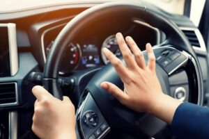 Using car horn when on self drive in Uganda