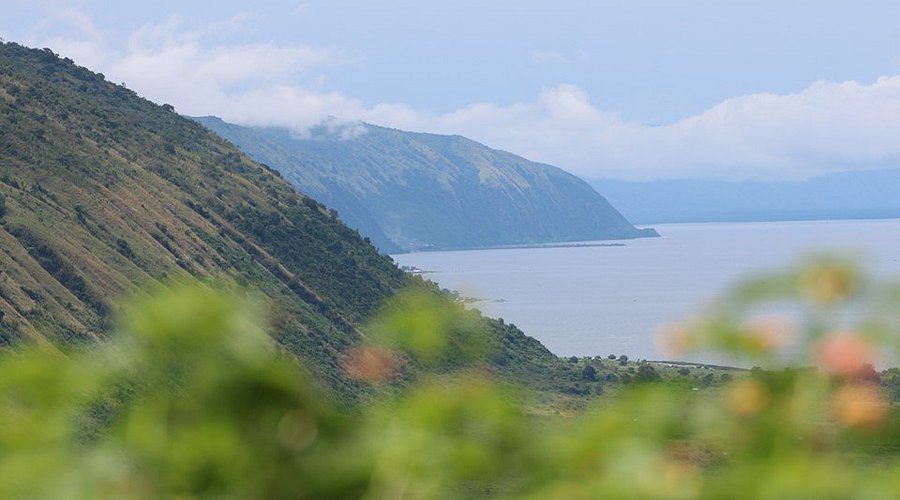 albertine-rift-valley-hoima | Uganda Car Rental Services Uganda road trips - albertine rift valley