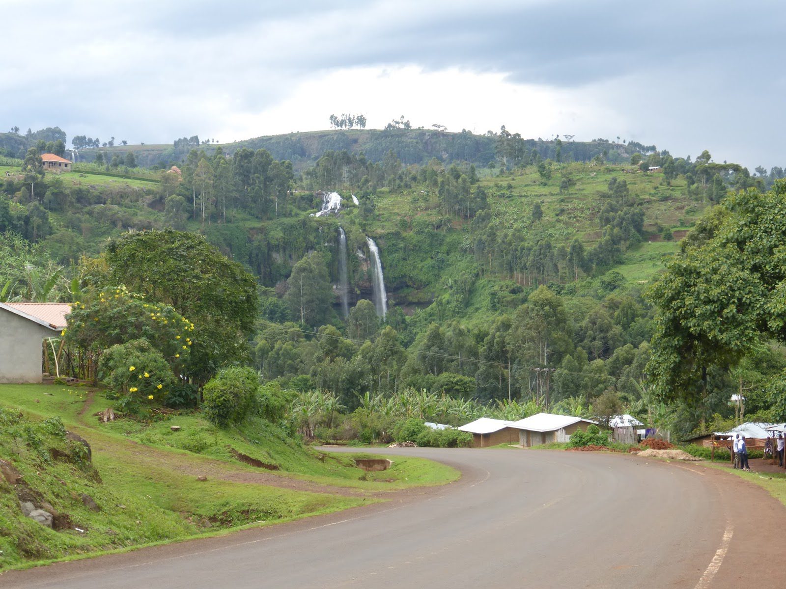 Driving to sipi falls